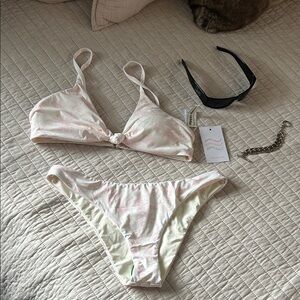 NWT dippin daisy’s knot front cream pink floral bird coquette bikini set M